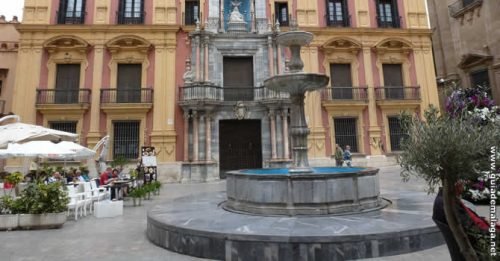 Fuente del Palacio Episcopal